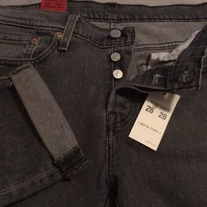 NWT Levi 501 Taper Button-fly Sz 28